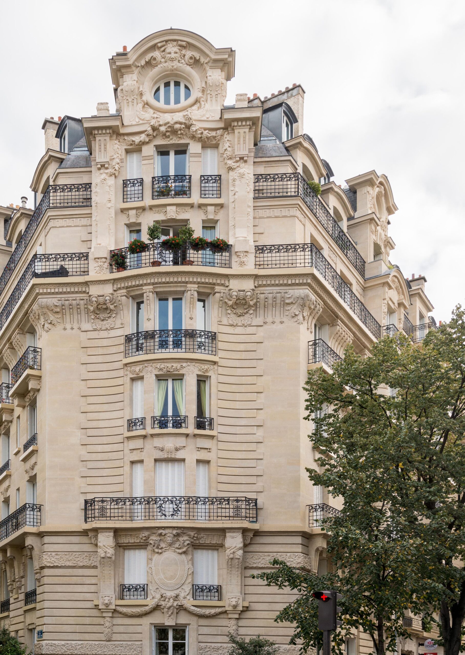 Ravalement de facade d'un immeuble a Paris